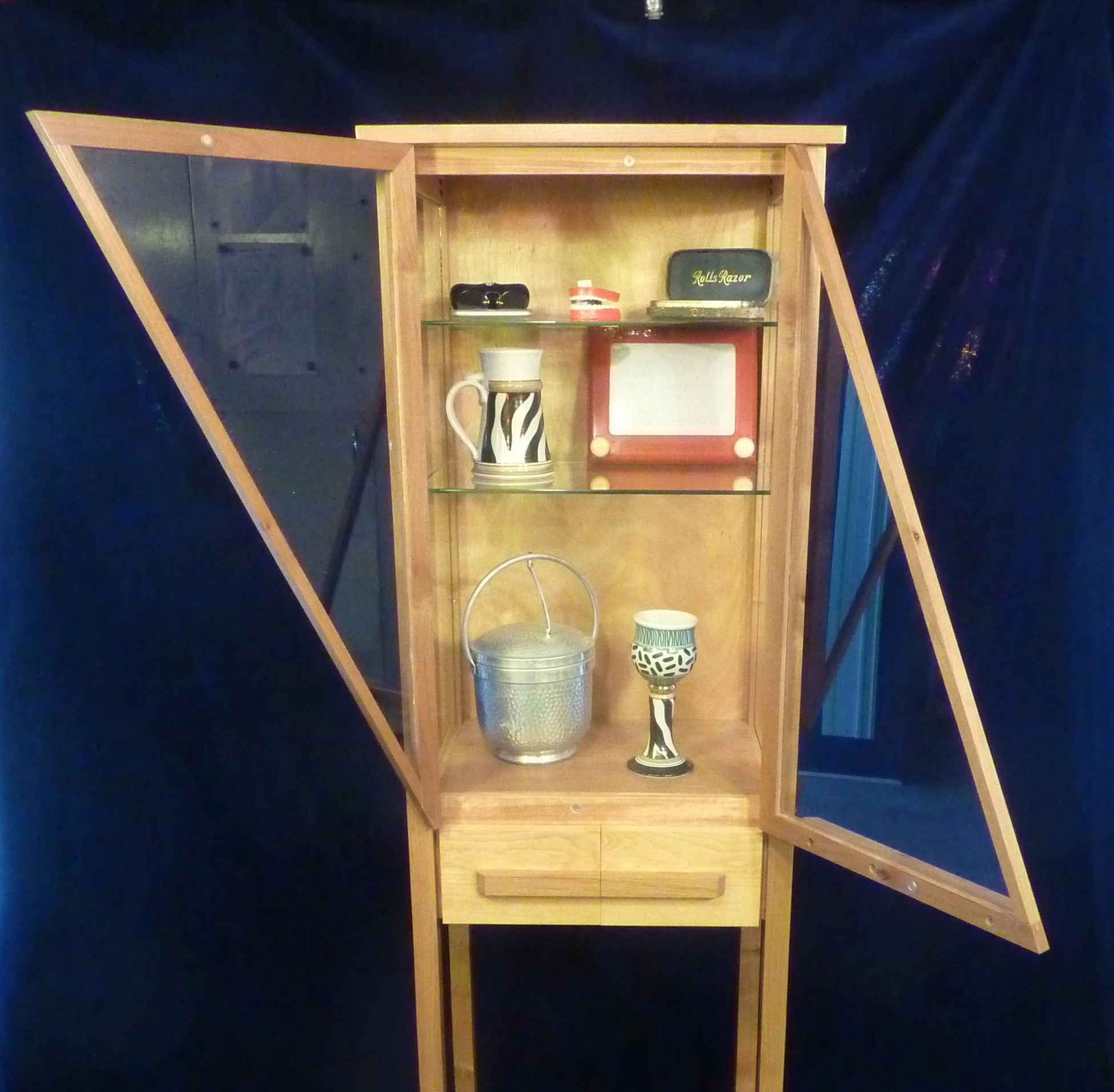 Cabinet Slash
